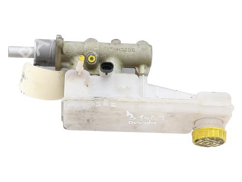 Brake master cylinder FIAT DUCATO Van (244_) 2.8 JTD | BP33123727M77  - Image 5