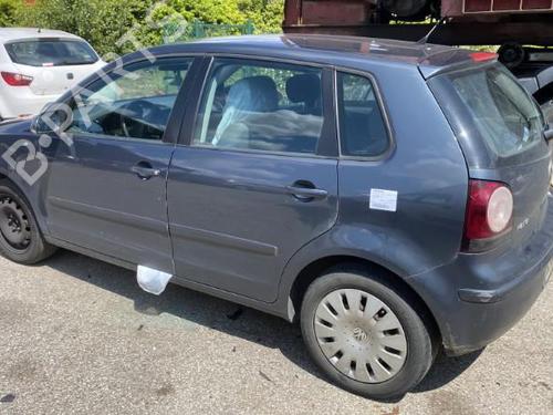 Right headlight VW POLO IV (9N_, 9A_) 1.4 TDI | BP21664402C29
