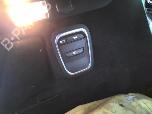 Used Switch RENAULT SCÉNIC IV (J9_) 1.3 TCe 140 (140 hp) 22029474