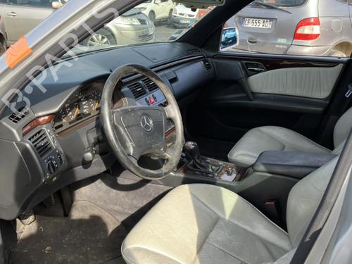 Rear left exterior door handle MERCEDES-BENZ E-CLASS (W210) E 230 (210.037) | BP20952742C130 