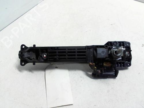 Używane Klamka zewnętrzna drzwi przednich lewych TOYOTA YARIS (_P9_) 1.4 D-4D (NLP90_, NLP90R) (90 hp) 20947446