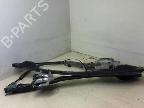 Elevalunas delantero derecho FORD FOCUS I (DAW, DBW) 1.8 Turbo DI / TDDi (90 hp) 20973124
