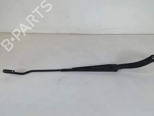 Used Front windshield wiper arm PEUGEOT 307 (3A/C) 2.0 HDi 90 (90 hp) 20968115