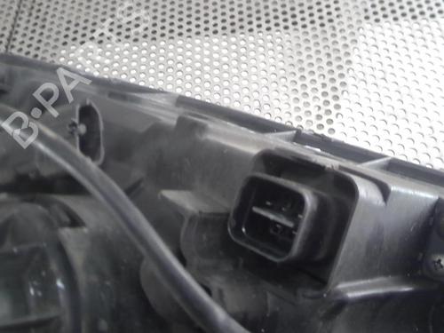 Used Right headlight KIA CARENS II MPV (FJ) 2.0 CRDi (113 hp) 20938765