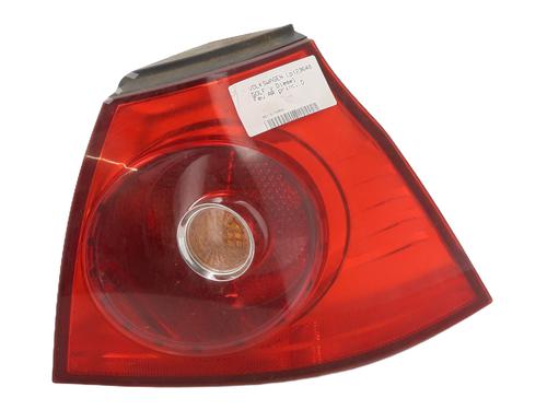 Używane Lampa tylna prawa VW GOLF V (1K1) 1.9 TDI (105 hp) 20954148