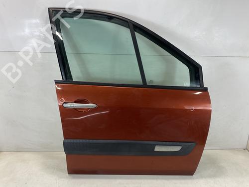 Dør høyre foran RENAULT SCÉNIC II (JM0/1_) 1.9 dCi (JM14) (131 hp) 24816317