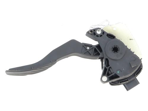 Used Pedal Pedal NISSAN X-TRAIL III (T32_, T32R, T32RR) 1.6 dCi (T32) (130 hp) 30634715 30634715