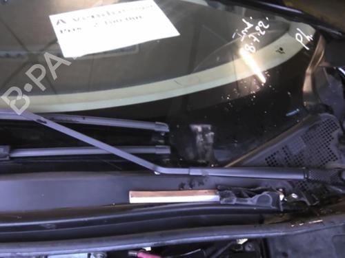 Front windshield wiper arm RENAULT SCÉNIC III (JZ0/1_) 1.9 dCi (JZ0J, JZ1J, JZ1K, JZ1S) | BP20953287C143 