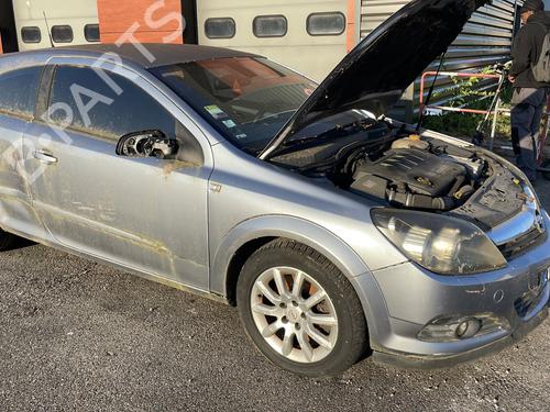 Used Parts OPEL ASTRA H GTC (A04)  1.9 CDTI (L08)  3963345