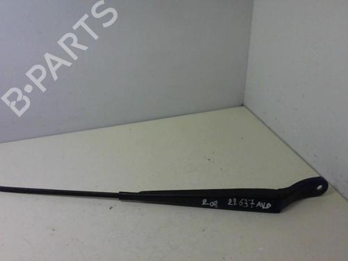 Used Front windshield wiper arm PEUGEOT 208 I (CA_, CC_) 1.6 HDi (92 hp) 20943040