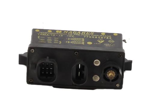 Used Electronic module RENAULT TRAFIC Bus (T_, P_, V_) 2.1 D (64 hp) 24800077