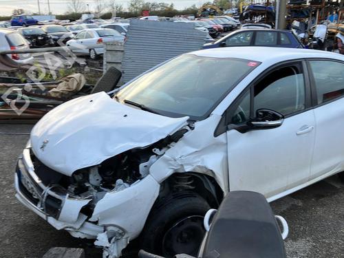 Rear left door window PEUGEOT 208 I (CA_, CC_) 1.6 HDi / BlueHDi 75 | BP20956082C20 