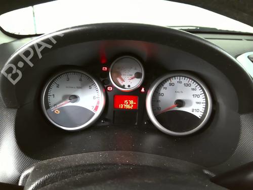 Used Instrument cluster Instrument cluster 38584522 38584522