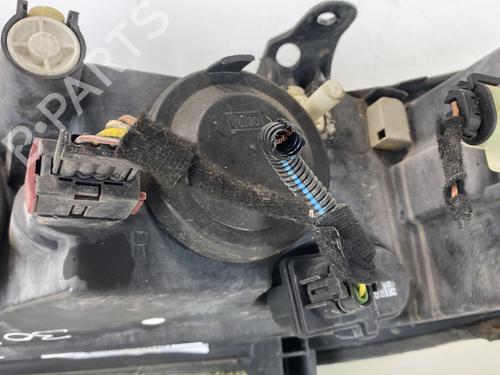 Used Right headlight Right headlight OPEL VECTRA B (J96) 1.6 i 16V (F19) (100 hp) 22711321 22711321