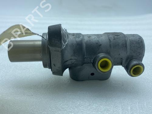 Used Brake master cylinder Brake master cylinder RENAULT ESPACE IV (JK0/1_) 2.0 (JK0A, JK1D, JK0N) (170 hp) 22030587 22030587