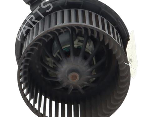 Heater blower motor RENAULT CLIO III (BR0/1, CR0/1) 1.4 16V | BP27893408M62 