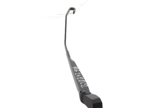 Used Front windshield wiper arm CITROËN C2 (JM_) 1.4 HDi (68 hp) 27734079