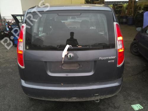 Used Tailgate SKODA ROOMSTER (5J7) 1.4 TDI (80 hp) 22030383
