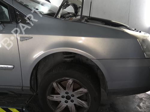 Używane Błotnik przedni prawy Błotnik przedni prawy 31363951 31363951