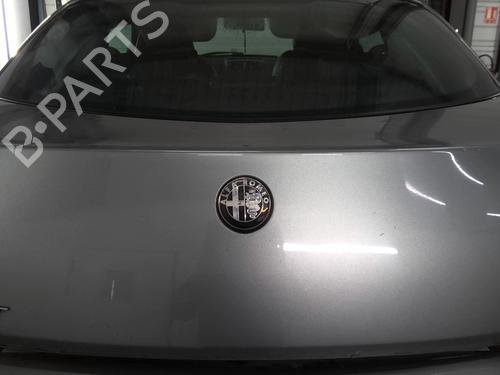 Coffre ALFA ROMEO GT (937_) 1.9 JTD (937CXN1B) (150 hp) 25205567