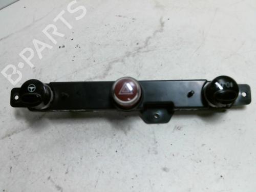 Used Warning switch FIAT 500 (312_) 1.3 D Multijet (312AXB1A) (75 hp) 20957168
