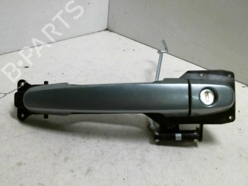 Høyre foran utvendig håndtak TOYOTA YARIS (_P9_) 1.3 VVT-i (SCP90_, SCP90R) (87 hp) 20951710