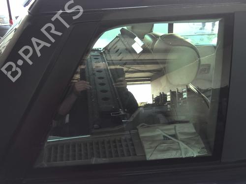 Panel rude bagtil højre Panel rude bagtil højre LAND ROVER RANGE ROVER III (L322) 3.0 D 4x4 (177 hp) 37528741 37528741