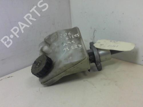 Used Brake master cylinder PEUGEOT 206 Hatchback (2A/C) 1.4 i (75 hp) 22020320