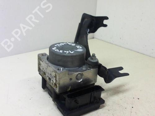 Used ABS pump ABS pump RENAULT CLIO III (BR0/1, CR0/1) 1.5 dCi (C/BR0G, C/BR1G) (68 hp) 20966998 20966998