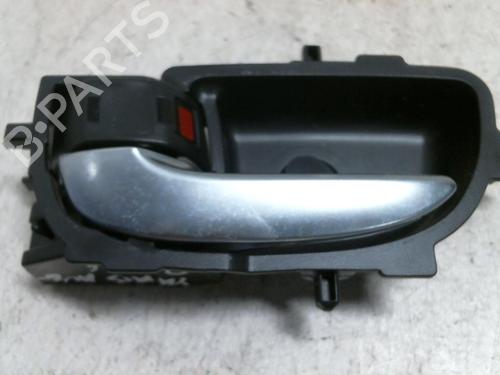 Used Front left interior door handle TOYOTA YARIS (_P13_) 1.0 (KSP130) (72 hp) 20939409