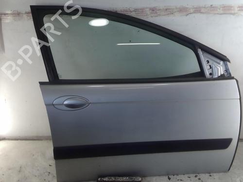 Used Right front door Right front door 22022422 22022422