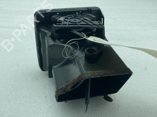 Used Air vent Air vent VW GOLF V (1K1) 1.6 (102 hp) 21664384 21664384
