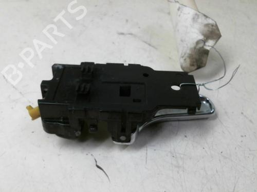 Used Front left interior door handle NISSAN TERRANO II (R20) 3.0 Di 4WD (154 hp) 20948015