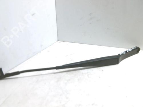 Used Front windshield wiper arm AUDI A3 (8P1) 2.0 TDI 16V (140 hp) 20970977