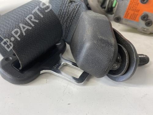 Used Front right seatbelt Front right seatbelt TOYOTA YARIS (_P9_) 1.3 VVT-i (SCP90_, SCP90R) (87 hp) 22029762 22029762