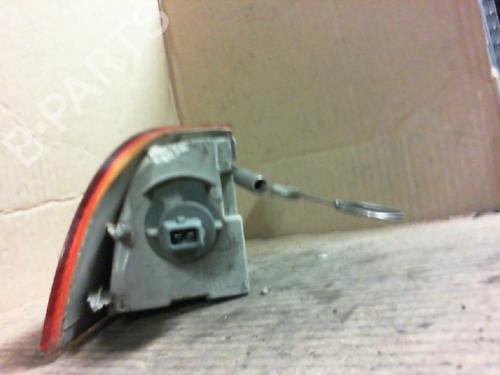 Used Left front indicator Left front indicator FIAT PUNTO (176_) 55 1.1 (54 hp) 20949785 20949785