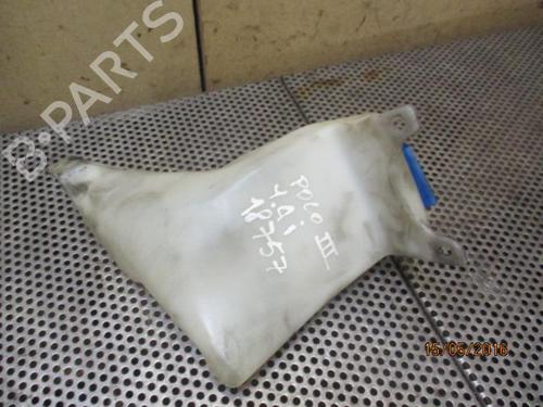 Used Windscreen washer tank VW POLO III (6N1) 55 1.3 (55 hp) 20967208