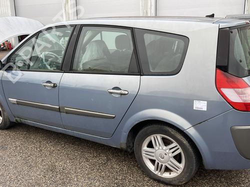 Brugte RENAULT GRAND SCÉNIC II (JM0/1_) 1.9 dCi (JM0G, JM12, JM1G, JM2C) (120 hp) 4478684