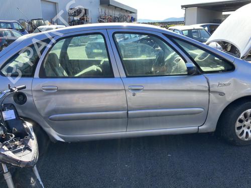 Door moulding trim CITROËN XSARA PICASSO (N68) 2.0 HDi | BP20956717C150 