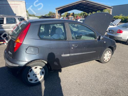 Used Parts FIAT PUNTO (176_) 4824477