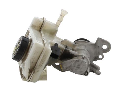 Used Brake master cylinder Brake master cylinder AUDI Q2 (GAB, GAG) 1.6 TDI (115 hp) 31645975 31645975