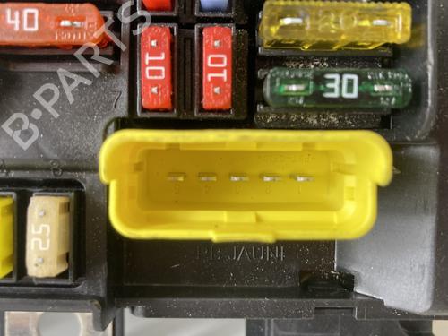 Used Fuse box Fuse box PEUGEOT 207 (WA_, WC_) 1.6 HDi (90 hp) 22231516 22231516