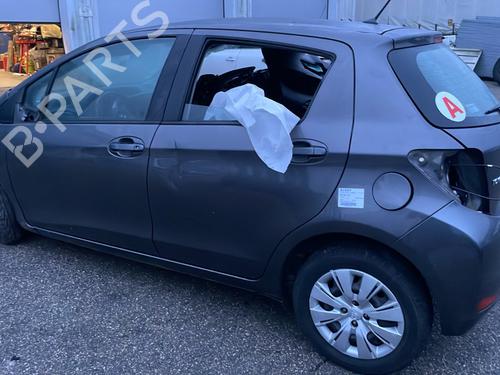 Brukte deler til TOYOTA YARIS (_P13_) 1.4 D (NLP130_, NLP130) (90 hp) 4457853
