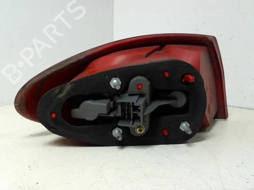 Right taillight ALFA ROMEO 147 (937_) 1.9 JTDM 16V (937.AXN1B, 937.BXN1B) | BP20945240C35 
