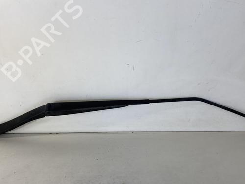 Used Front windshield wiper arm ALFA ROMEO MITO (955_) 1.6 JTDM (955AXC1B) (120 hp) 26603815
