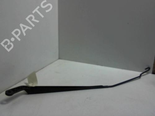 Used Front windshield wiper arm PEUGEOT 206 Hatchback (2A/C) 1.4 i (75 hp) 20953662
