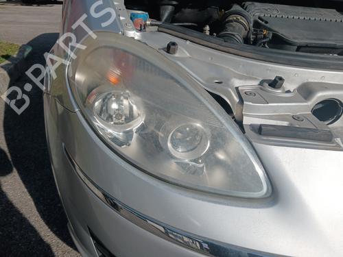 Used Right headlight Right headlight LANCIA MUSA (350_) 1.3 D Multijet (350.AXM11, 350.AXM1A, 350.AXI1A) (95 hp) 32719736 32719736