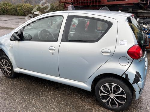 Used Parts TOYOTA AYGO (_B1_) 1.0 (KGB10_, KGB10R) (68 hp) 4442182