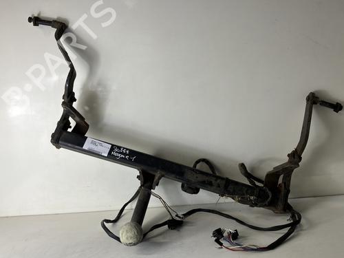Used Tow ball/Mechanism RENAULT MEGANE I Classic (LA0/1_) 1.4 16V (LA0D, LA1H, lA0W, LA10) (95 hp) 27893412