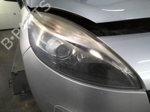 Used Right headlight Right headlight 38159054 38159054